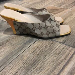 Authentic vintage Gucci wedges